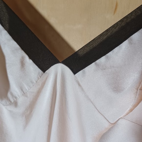 VICTORIA'S SECRET VINTAGE SILK Cream Black Sheer Crossback Gown Slip_Size Large - Picture 3 of 6